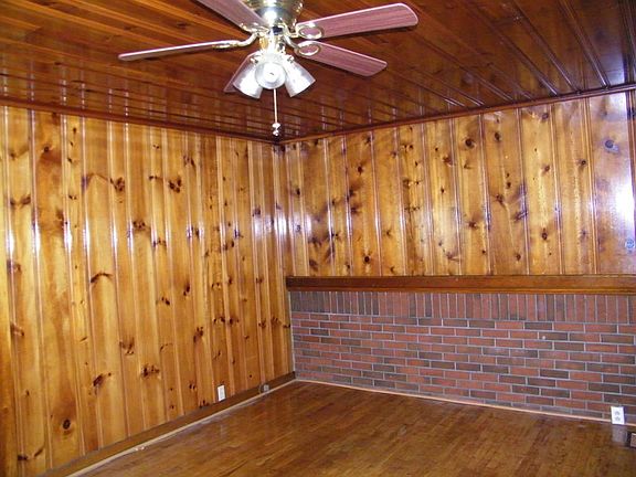 5th image of 1200 Harmony Ln