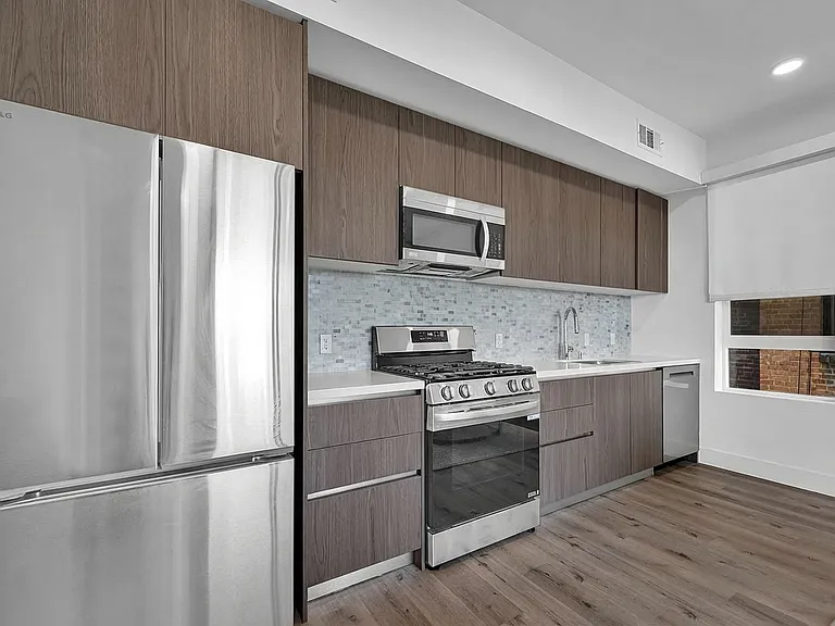 845 S Saint Andrews Pl — Photo 14