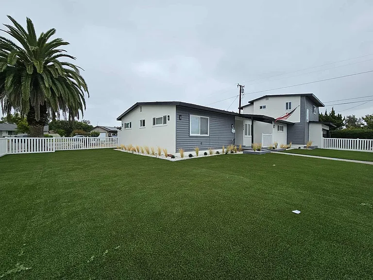 114 S Emerald Pl — Photo 9