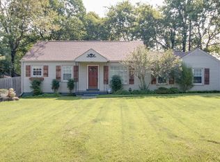 4900 Log Cabin Rd, Nashville, TN 37216