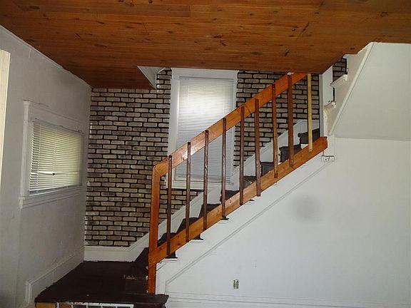 3rd image of 517 N Avon St