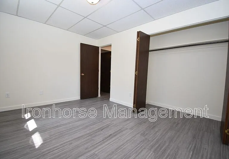 805 W Villard St #1 — Photo 10