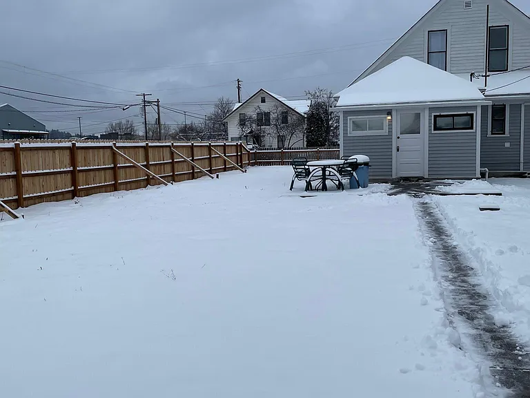 708 N Hogan St — Photo 3
