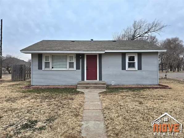 211 W Pawnee St, Satanta, KS 67870