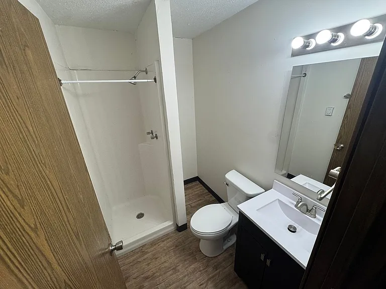Sheldon 40-Unit (Northpark Apartments) — Photo 11