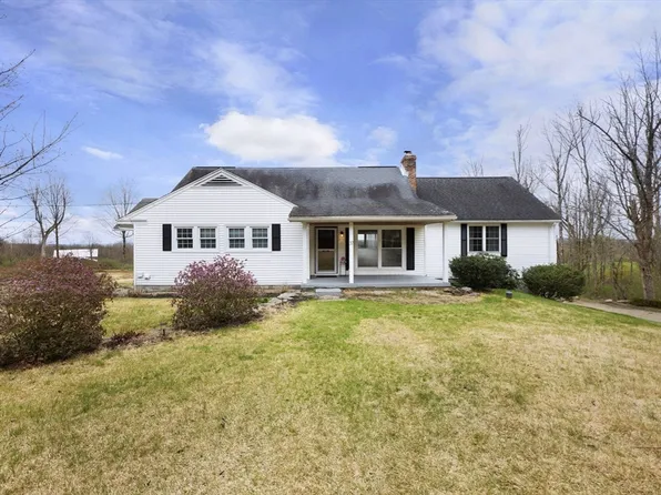 37 Goodnow Rd, Princeton, MA 01541