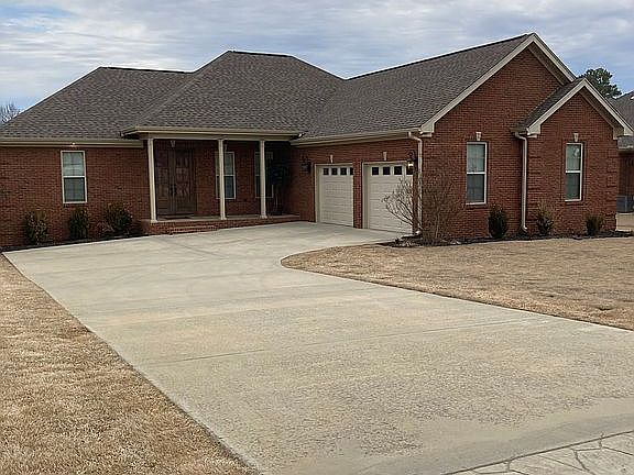 2nd image of 147 Oldenburg Dr