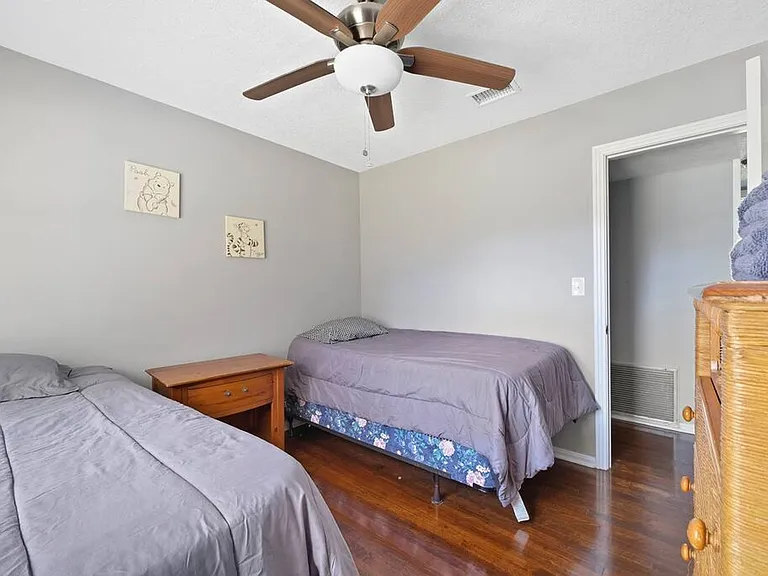 5769 Cedar Oaks Dr — Photo 14