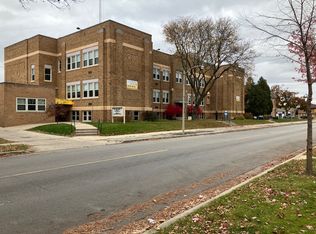 2613 N 51st St, Milwaukee, WI 53210