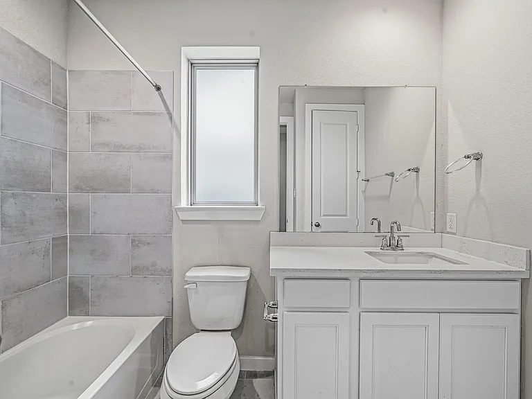 7623 Coral Lake Dr — Photo 7