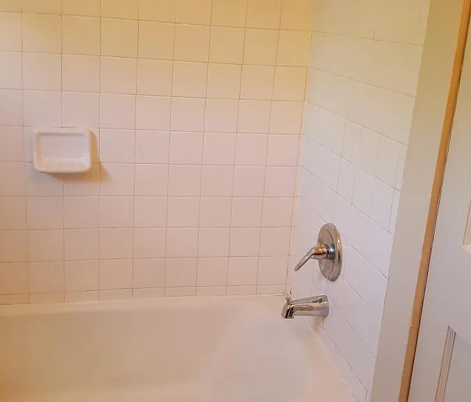 2071 Hudson Rd — Photo 14