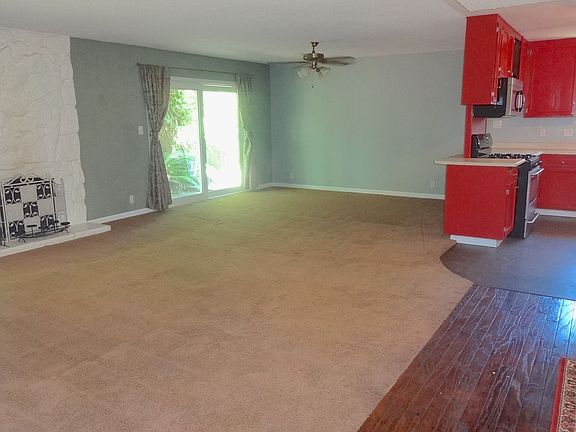 5th image of 6704 Ellsworth Cir