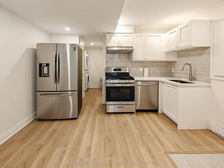 598 Crawford St #LOWER — Photo 1