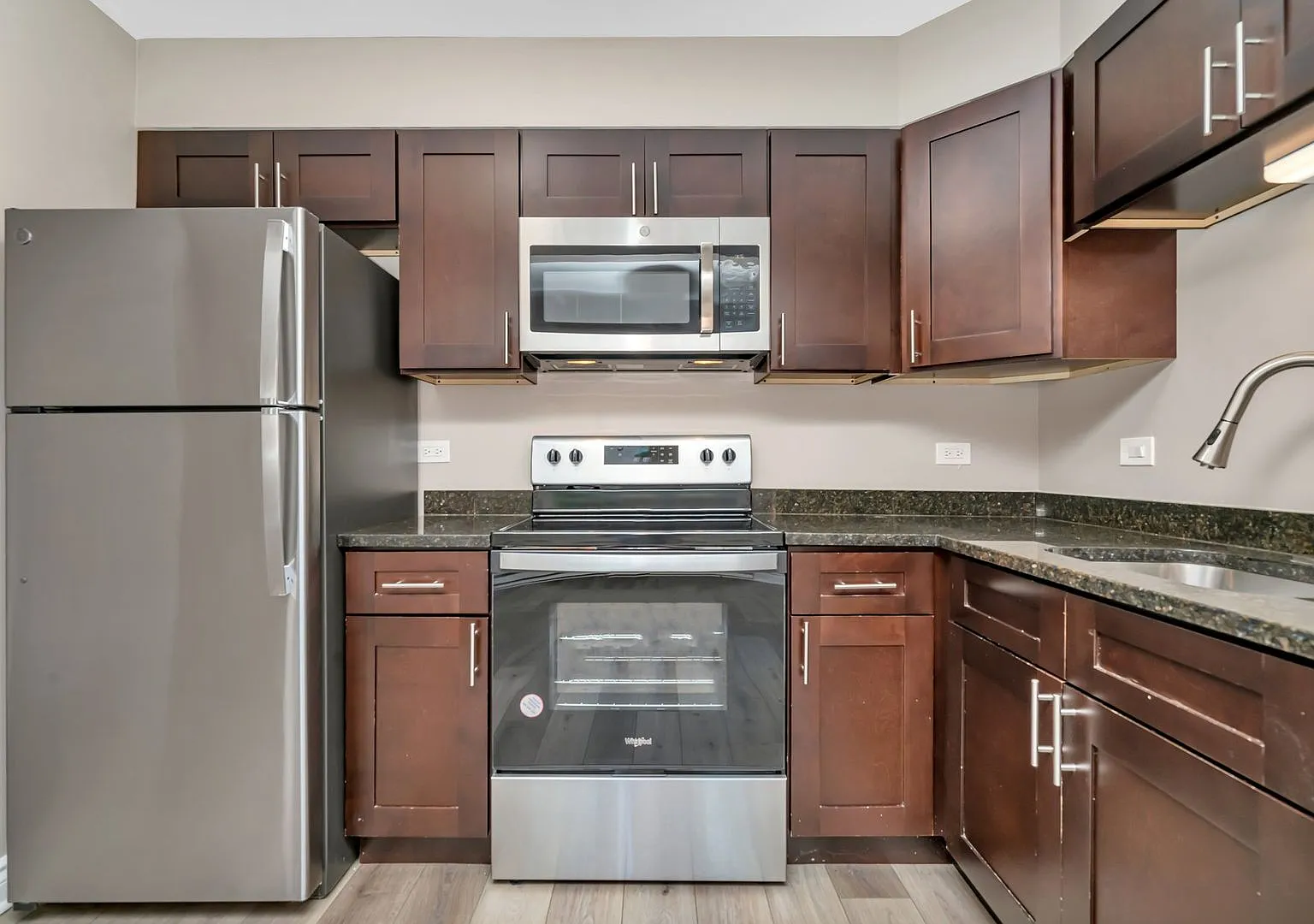 Iron Gate Apartments — Photo 2