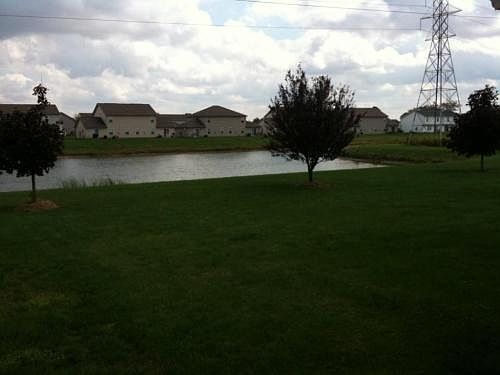 2nd image of 419 Vineyards Ct
