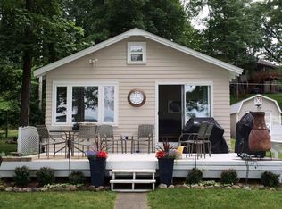 160 Lane 160 Crooked Lk, Angola, IN 46703