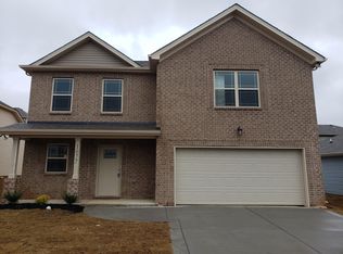 1077 Berry Dr, Springfield, TN 37172