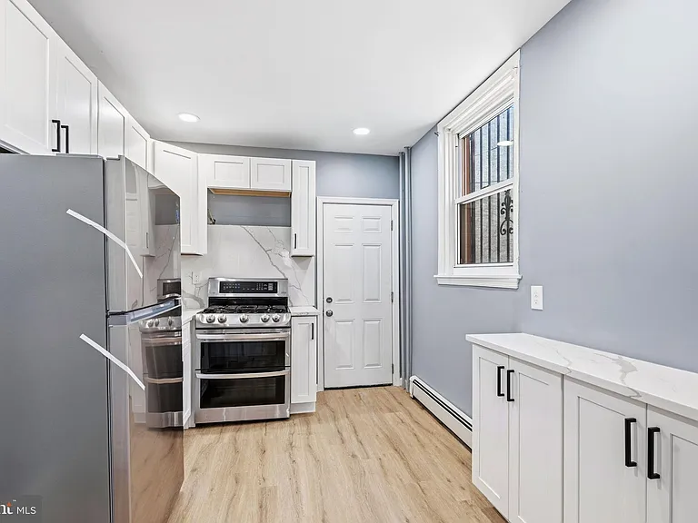 2224 E Clearfield St — Photo 6