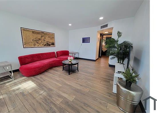 2nd image of 8101 N 33rd Dr Unit 4