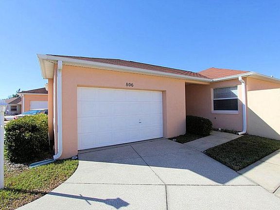 2nd image of 806 Alvarado Pl