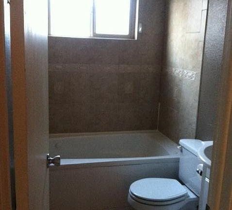 5th image of 558 N Washington St APT 207