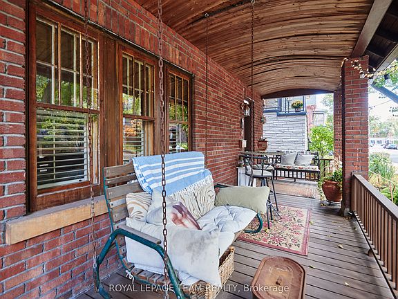 4th image of 7 Thornton Ave