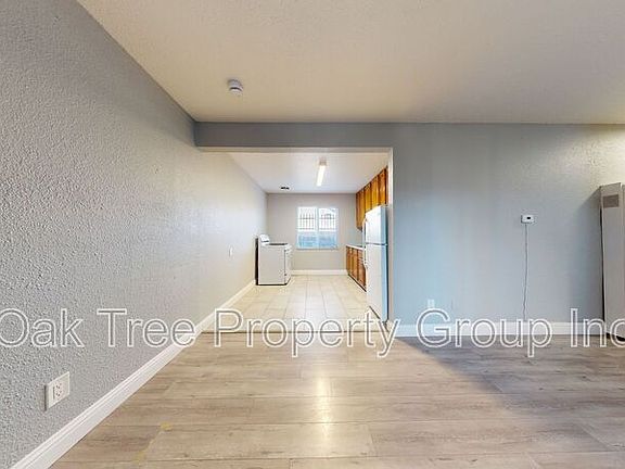 4th image of 1235 30th St APT C