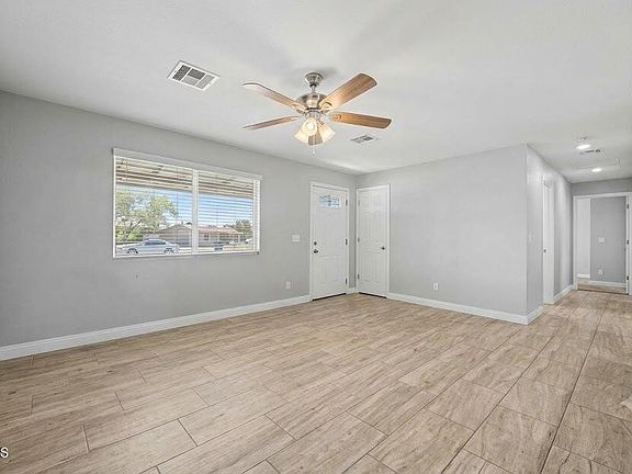 4th image of 716 N 95TH Circle