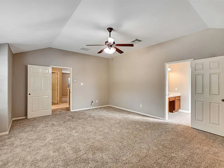 5410 Spring Oak Dr — Photo 31