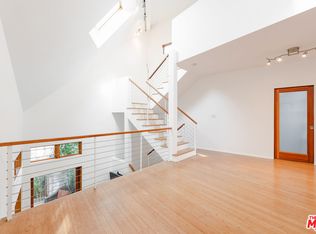 834 Indiana Ave, Venice, CA 90291