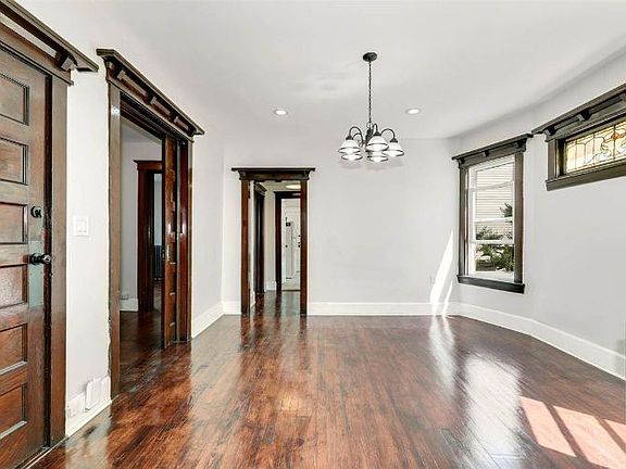 5th image of 8 Garrison Ave #2