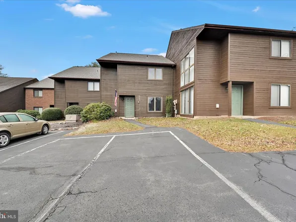 107 Village Rd, Orwigsburg, PA 17961