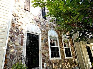22 Gwynnswood Rd, Owings Mills, MD 21117