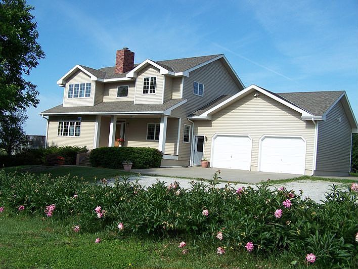 Secluded and Charming