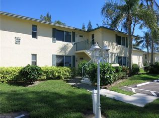 250 Candycane Ln APT 1, Naples, FL 34112