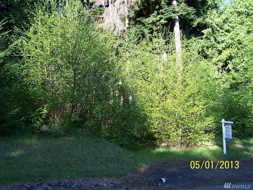 2nd image of 212 Woodridge Dr