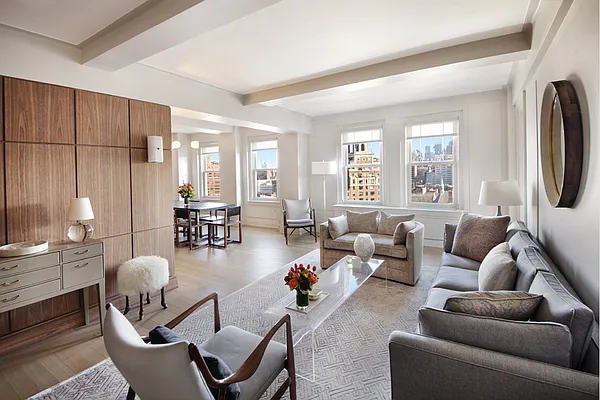 Sold by Stribling | media 2