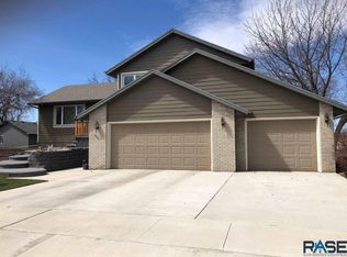 2801 S Alpine Ave, Sioux Falls, SD 57110