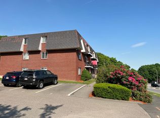 6 Apricot St APT 12, Worcester, MA 01603