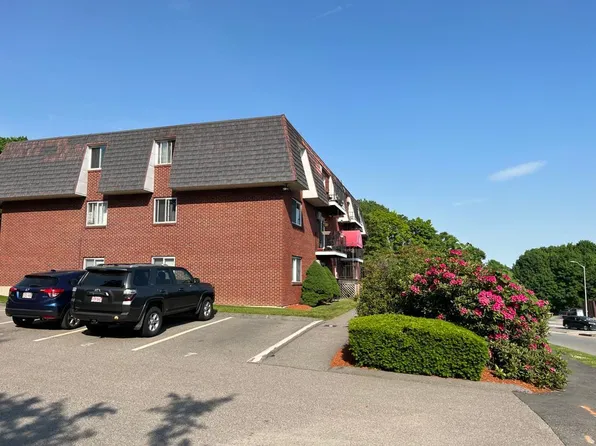 6 Apricot St APT 12, Worcester, MA 01603