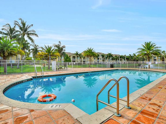 4th image of 2640 S University Dr APT 205