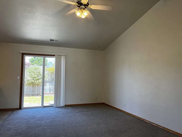 1373 Wrangler Ct — Photo 20