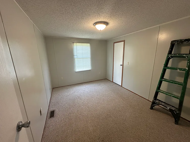 54 Eisler Dr — Photo 7