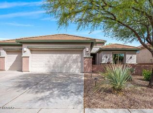 13899 E Carruthers St, Vail, AZ 85641