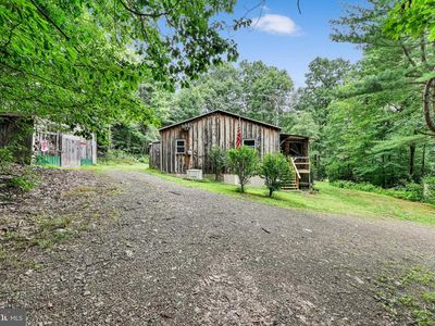 100 Lighthouse Ln, Pine Grove, PA, 17963