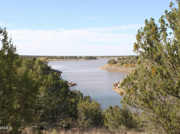 8364 LAKESIDE Drive #19, Show Low, AZ 85901