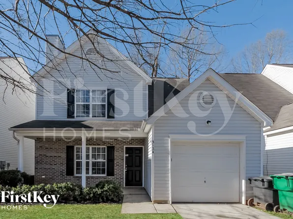 3124 Reid Brook Ln, Charlotte, NC 28208