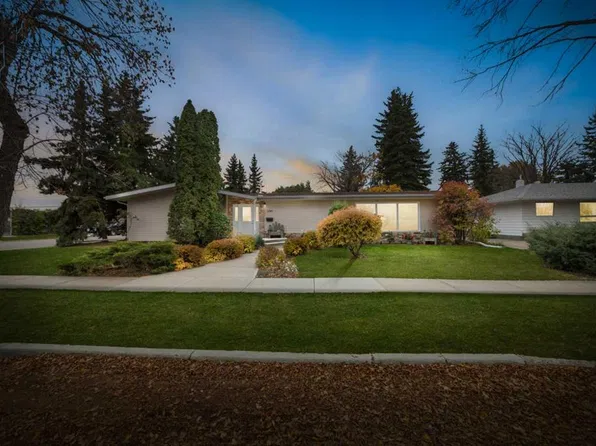 5301 N 46th St, Lloydminster, AB T9V 0C9