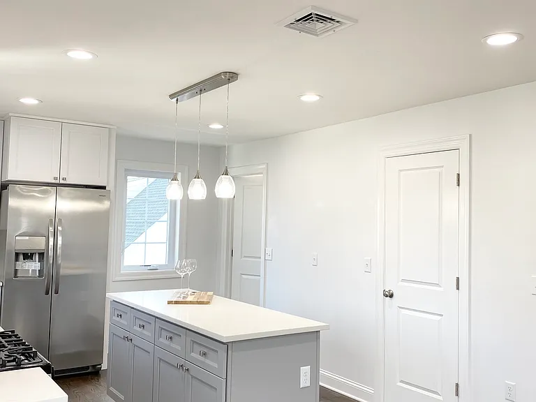61 Chestnut St #2 — Photo 7