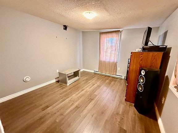 4th image of 1609 14th St #11